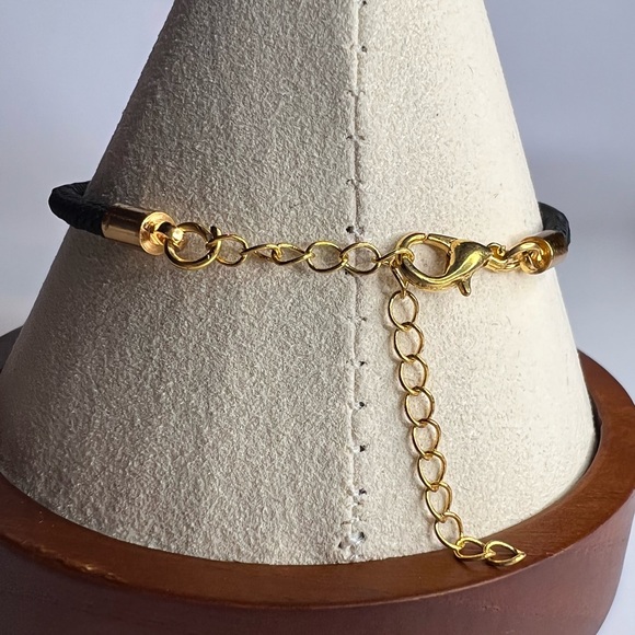 Adjustable blue stone bracelet - Picture 3 of 3